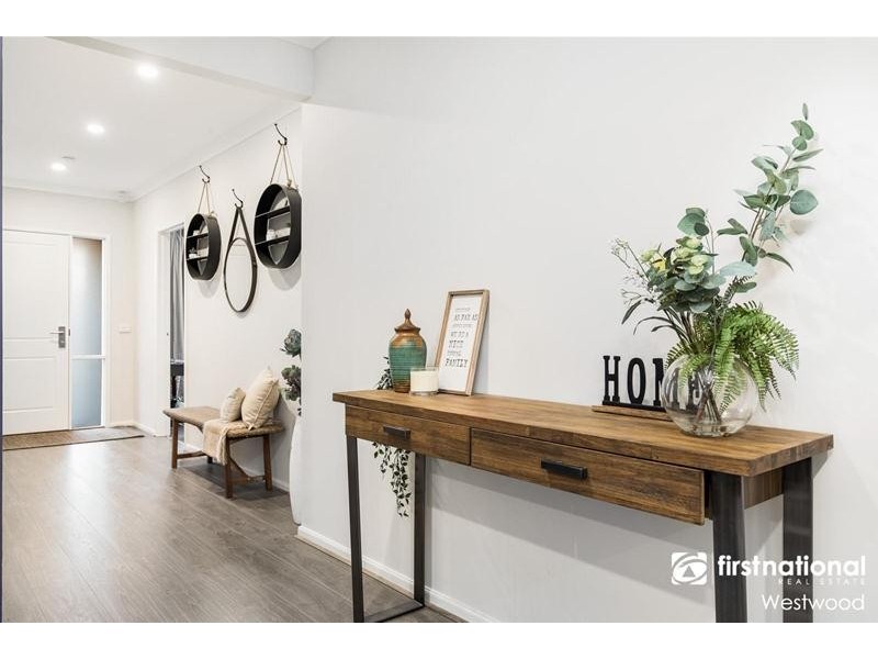 49 Keira Circuit, Werribee VIC 3030