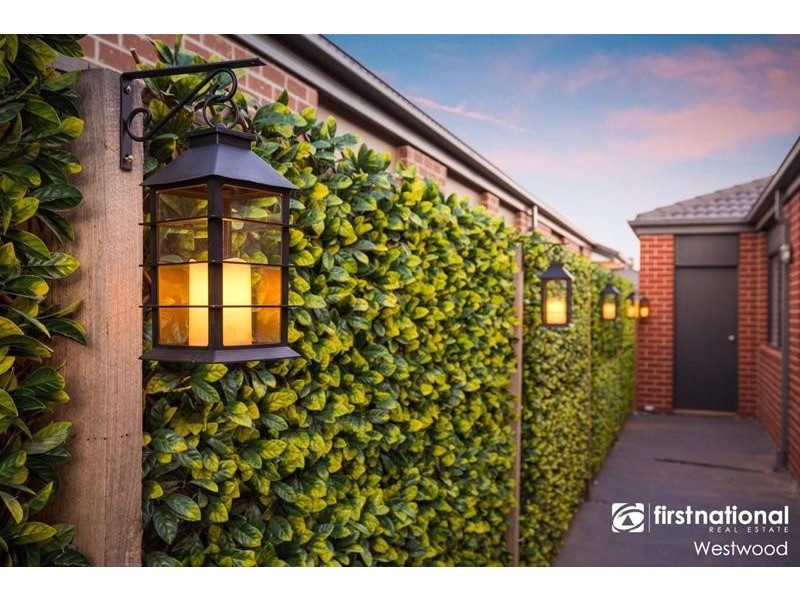 49 Keira Circuit, Werribee VIC 3030