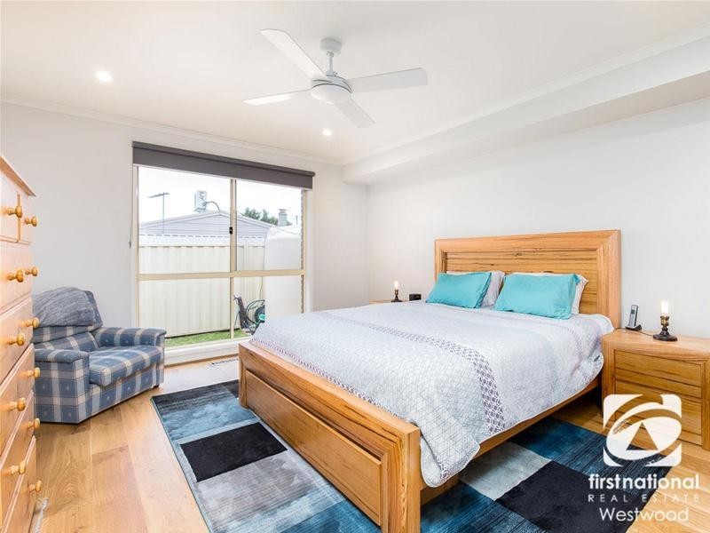 6 Giles Court, Werribee VIC 3030