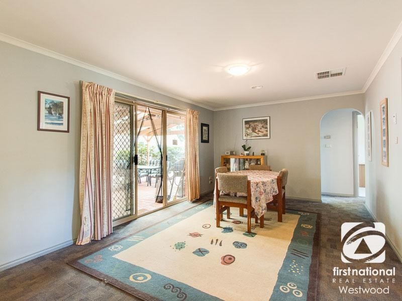 10 Dalvista Court, Werribee VIC 3030