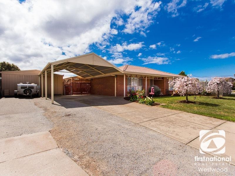 10 Dalvista Court, Werribee VIC 3030