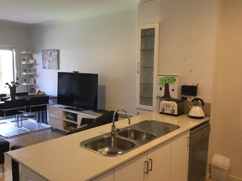 2D Hanworth Avenue, Williams Landing VIC 3027