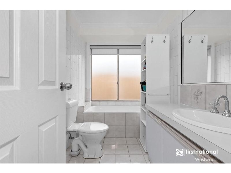 46 Queensbury Way, Werribee VIC 3030