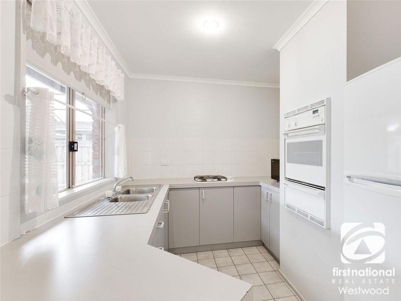 97 Flemington Crescent, Werribee VIC 3030