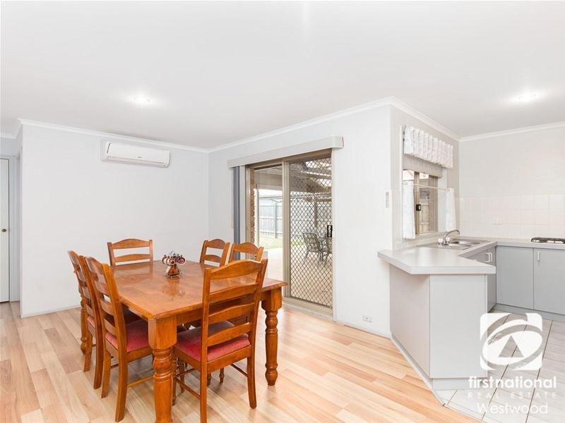 97 Flemington Crescent, Werribee VIC 3030