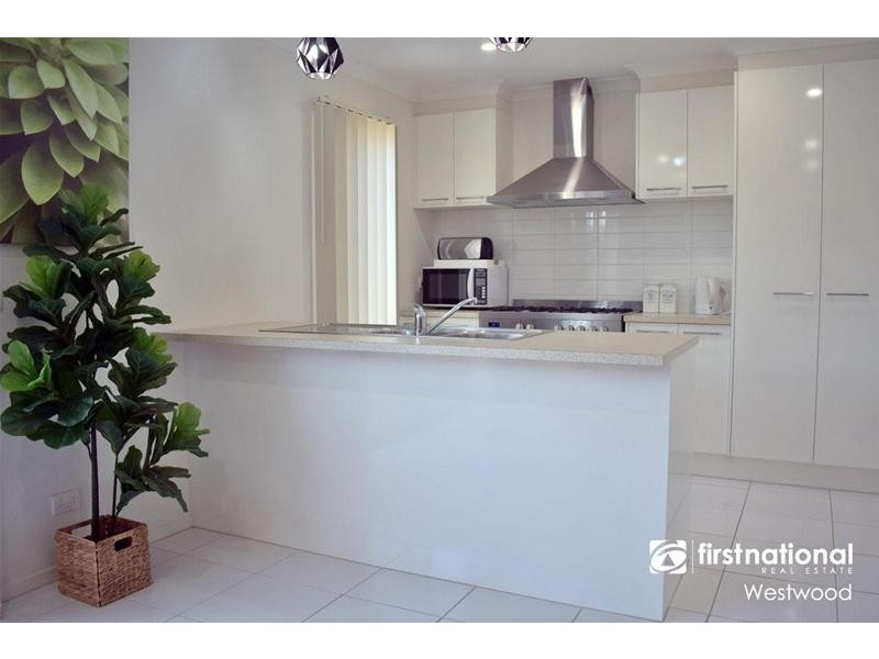 24 Seed Avenue, Truganina VIC 3029