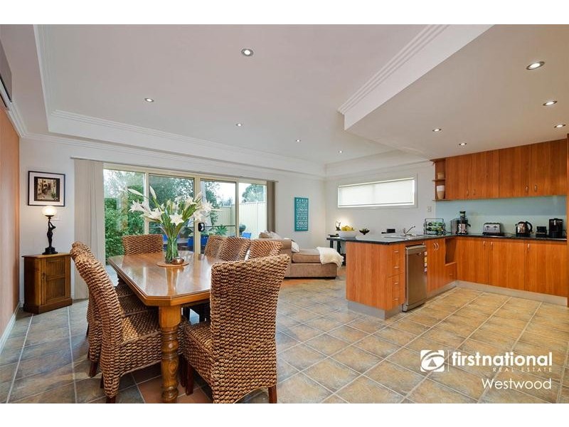25B Parklands Grove, Werribee VIC 3030