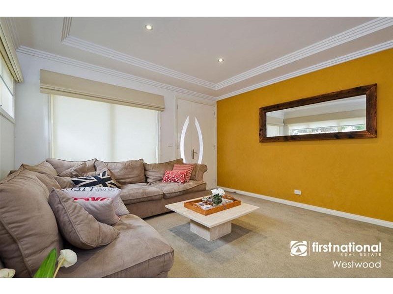 25B Parklands Grove, Werribee VIC 3030