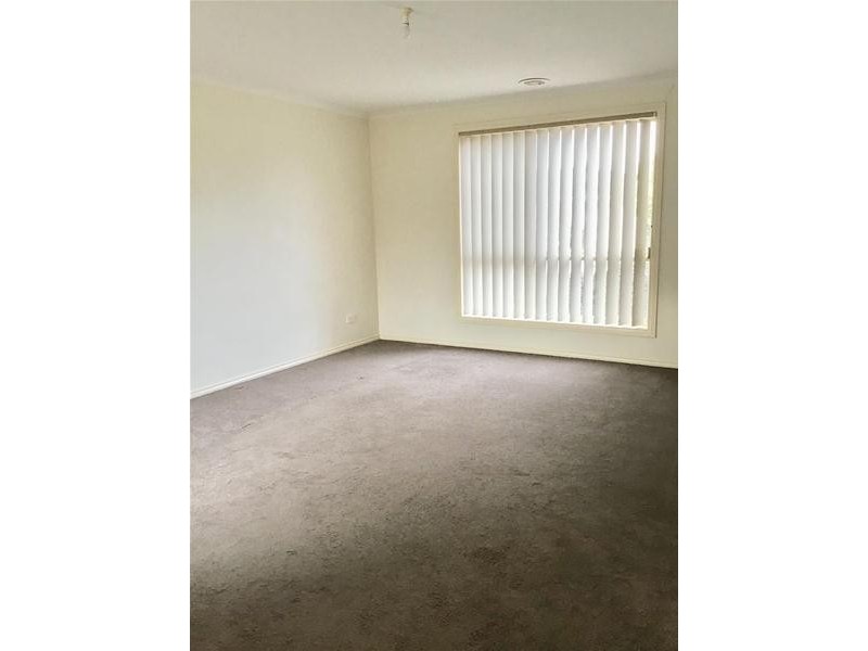 13 Lauderdale Drive, Tarneit VIC 3029