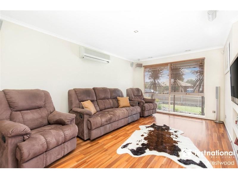 4 Tasman Place, Wyndham Vale VIC 3024