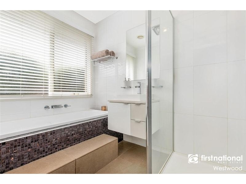 4 Tasman Place, Wyndham Vale VIC 3024