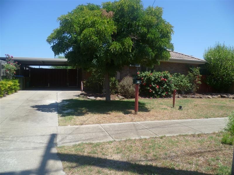 13 Hawkesbury Road, Werribee VIC 3030