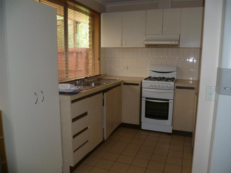 13 Hawkesbury Road, Werribee VIC 3030