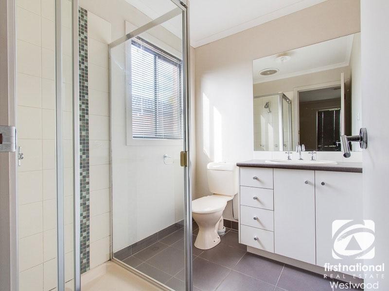 10 Nautilus Close, Wyndham Vale VIC 3024