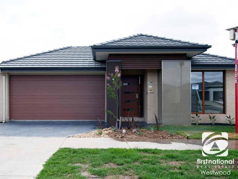 Lot 104/ Shipwright Parade, Werribee VIC 3030