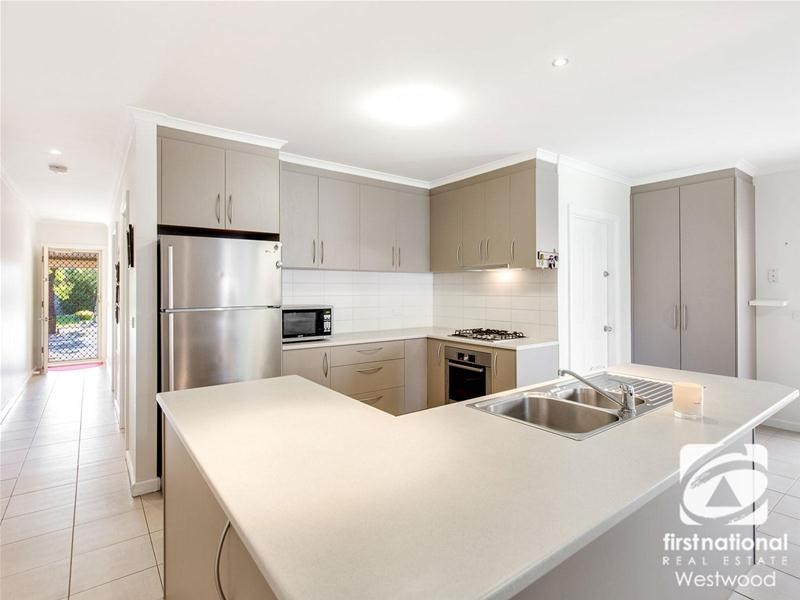 5 Mundi Crescent, Wyndham Vale VIC 3024