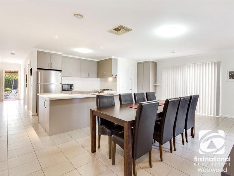 5 Mundi Crescent, Wyndham Vale VIC 3024