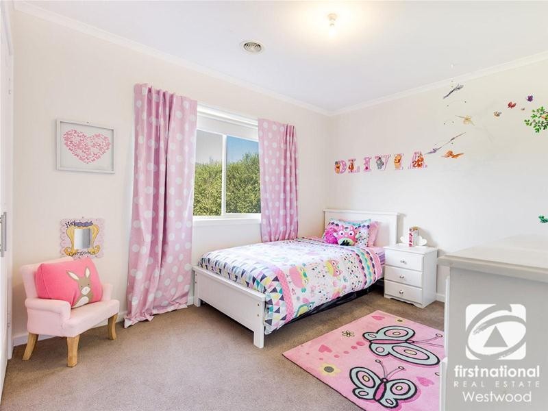 5 Mundi Crescent, Wyndham Vale VIC 3024