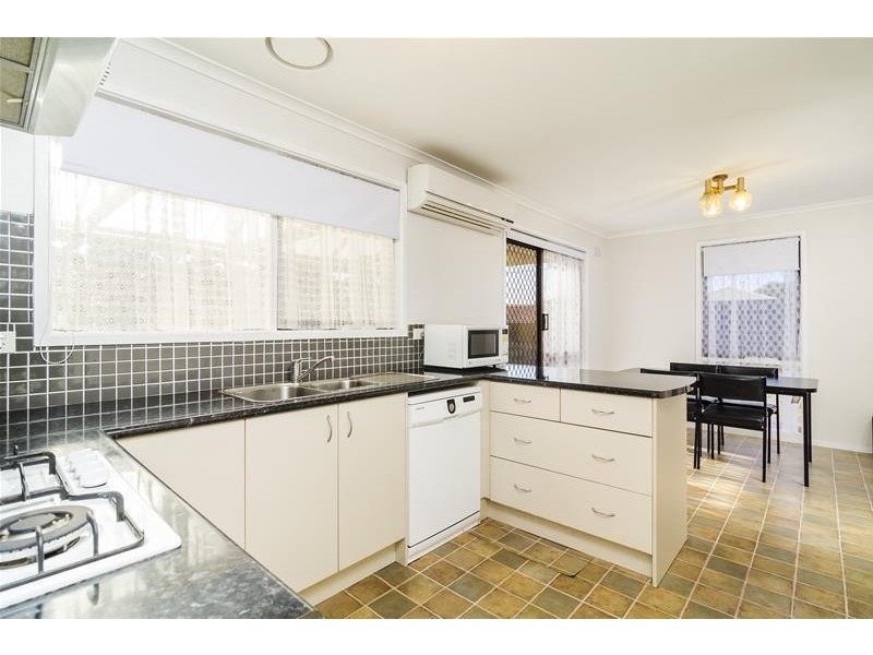 37 Ribblesdale Avenue, Wyndham Vale VIC 3024