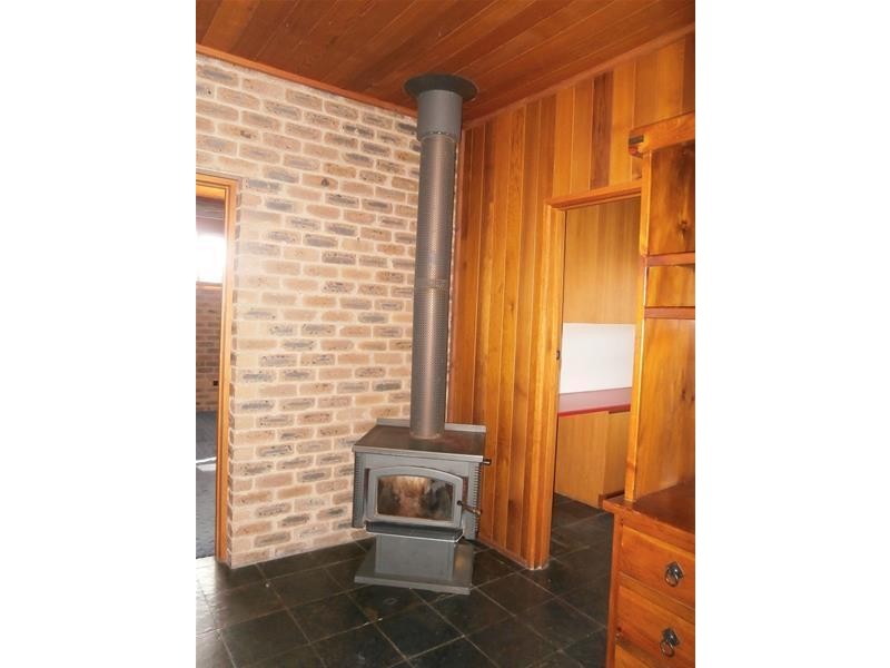 225 Princes Highway, Werribee VIC 3030