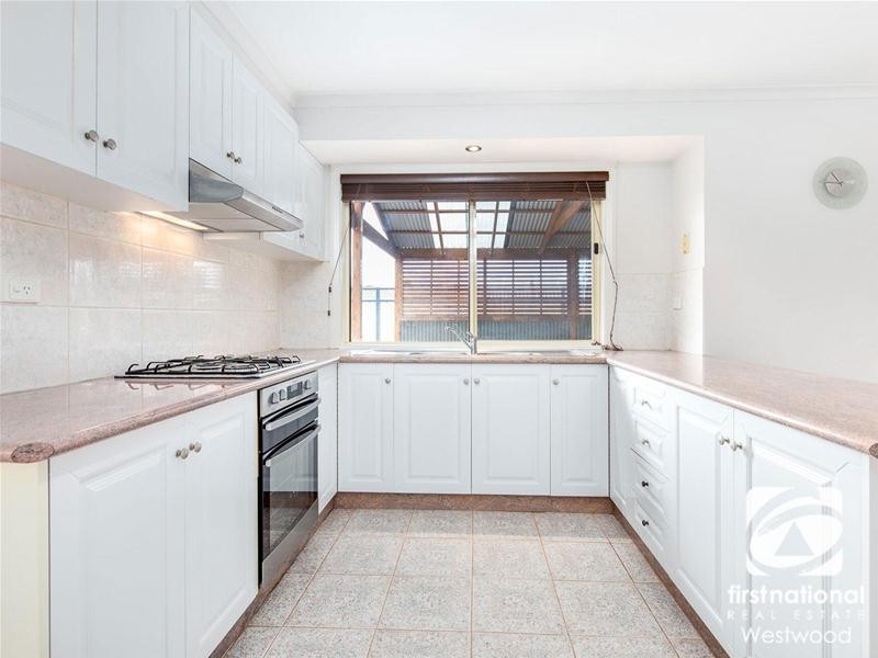 17 Perch Close, Werribee South VIC 3030