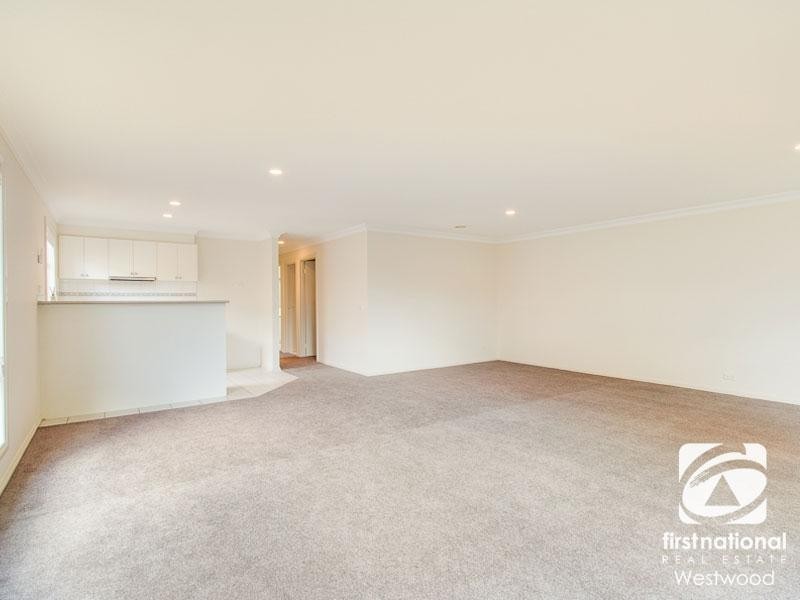 7 Amethyst Place, Werribee VIC 3030