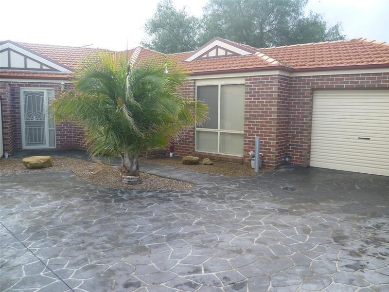 4/6-10 Latham Street, Werribee VIC 3030