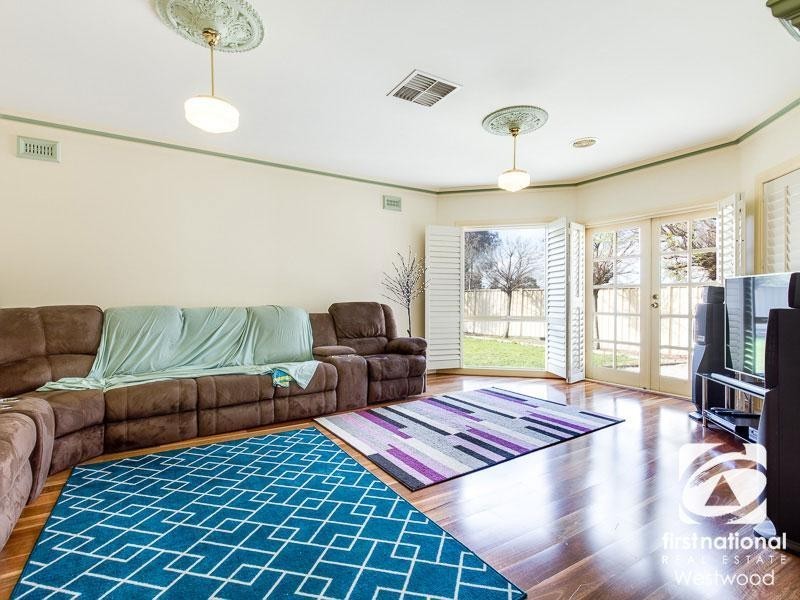 18 Treeside Drive, Tarneit VIC 3029