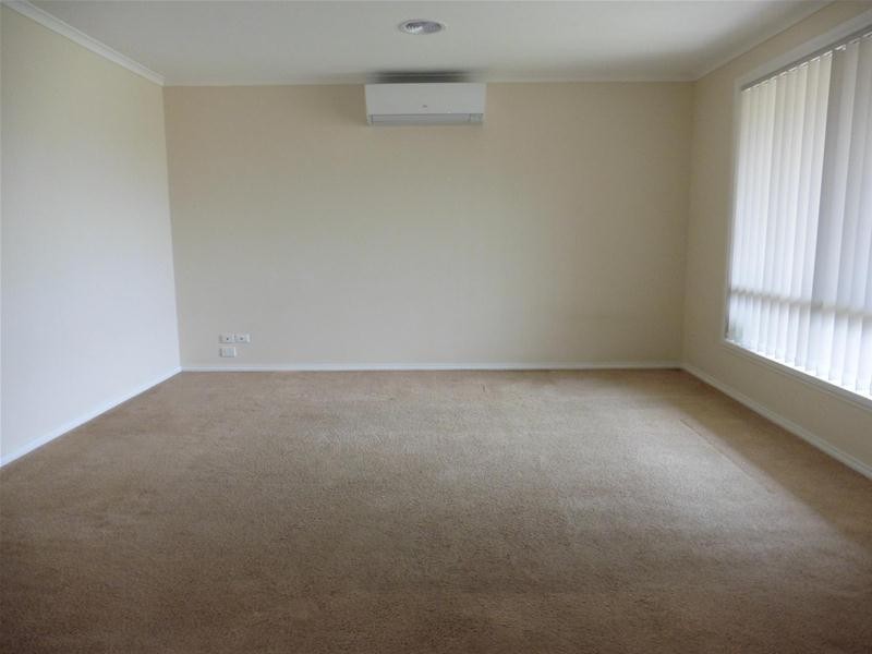 12 Eileen Court, Werribee VIC 3030