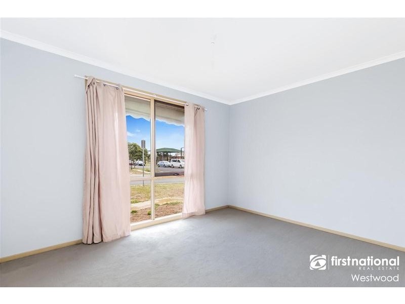6 Westbourne Drive, Wyndham Vale VIC 3024