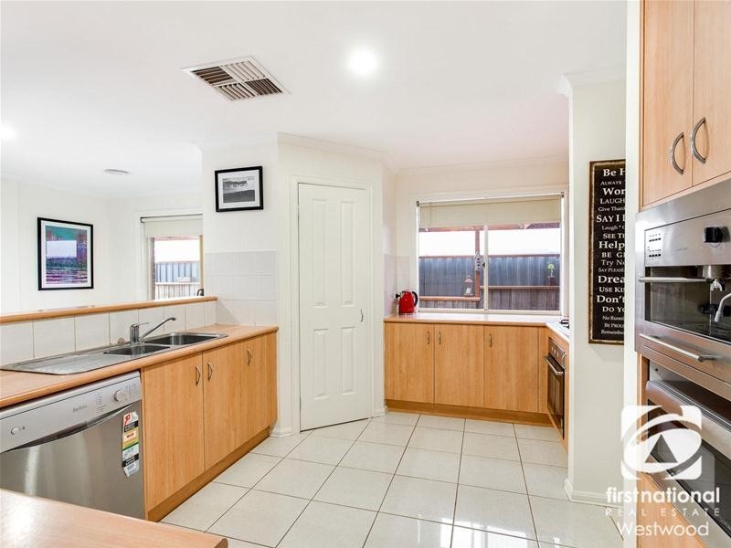 16 Buloke Avenue, Wyndham Vale VIC 3024