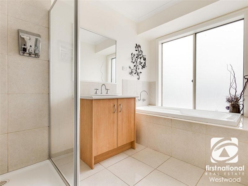 16 Buloke Avenue, Wyndham Vale VIC 3024