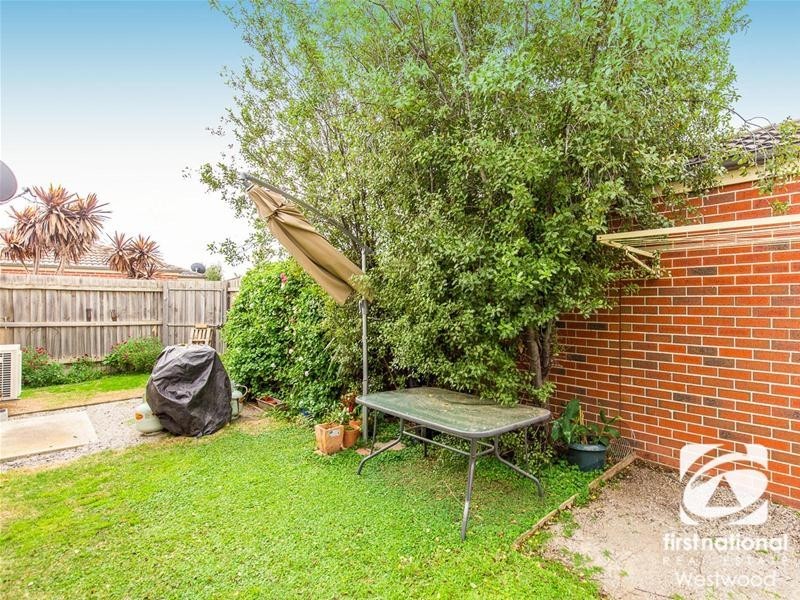 2/21-22 Potomac Close, Werribee VIC 3030