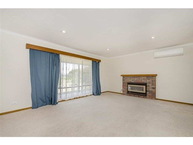 60 Hughes Road, Little River VIC 3211