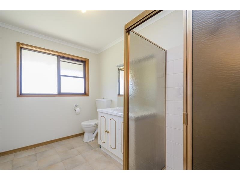 60 Hughes Road, Little River VIC 3211