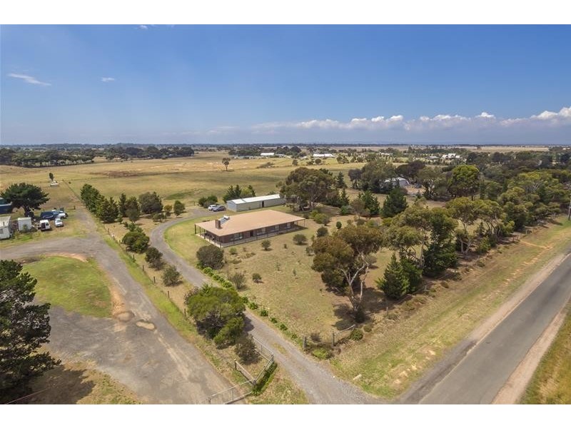60 Hughes Road, Little River VIC 3211