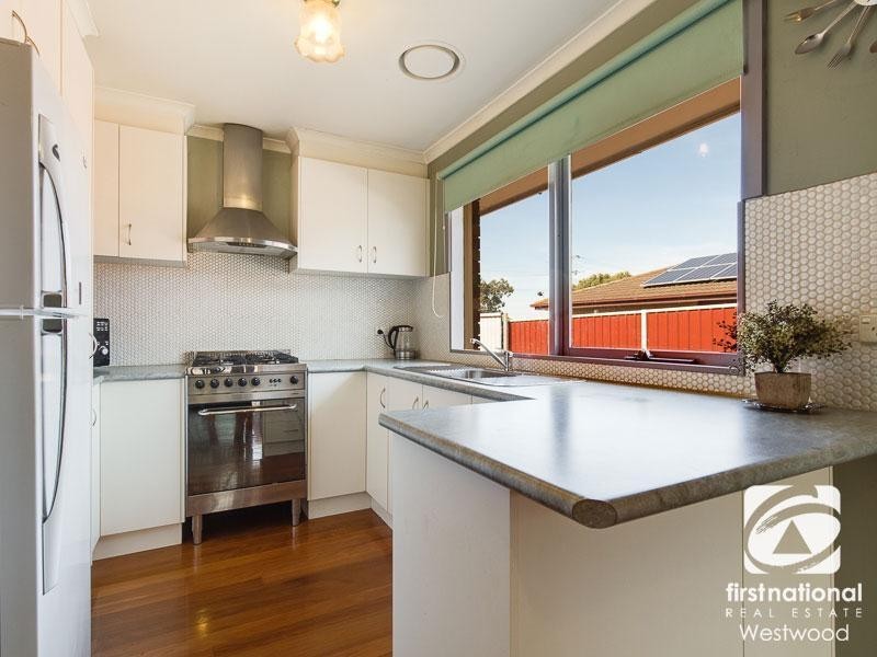 10 Vista Way, Wyndham Vale VIC 3024