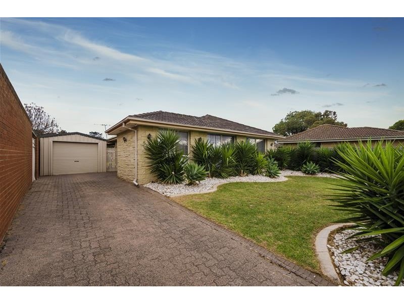 8 Tambo Court, Werribee VIC 3030