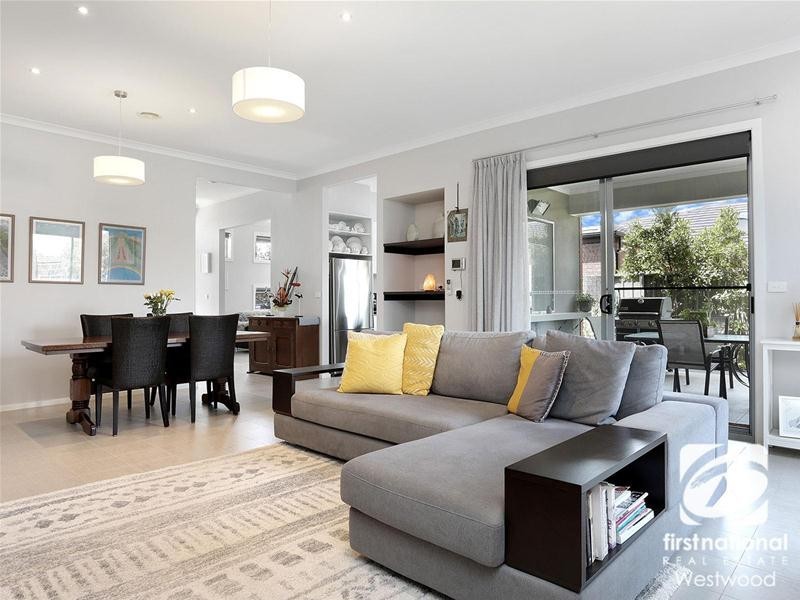 53 Minindee Road, Wyndham Vale VIC 3024