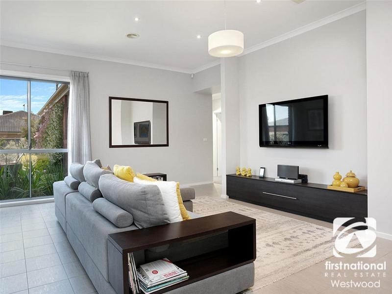 53 Minindee Road, Wyndham Vale VIC 3024