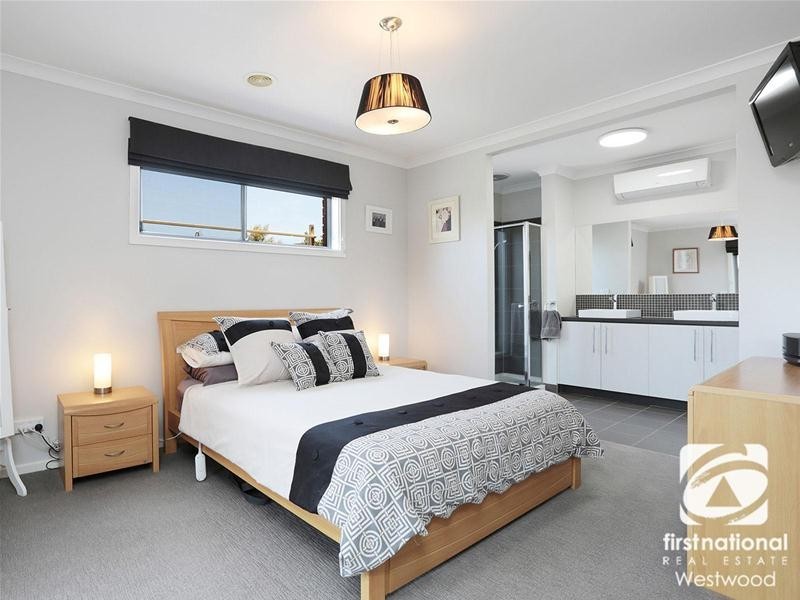 53 Minindee Road, Wyndham Vale VIC 3024