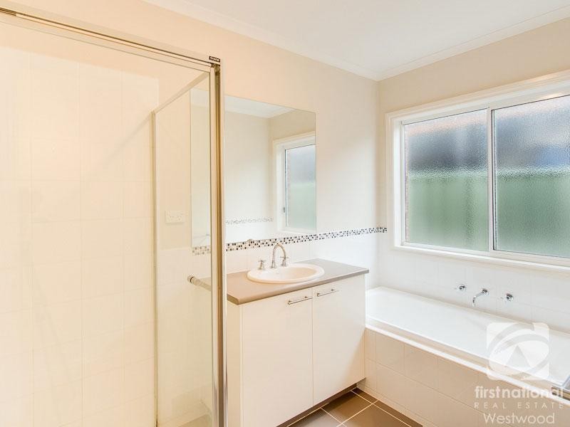 79 Ribblesdale Avenue, Wyndham Vale VIC 3024