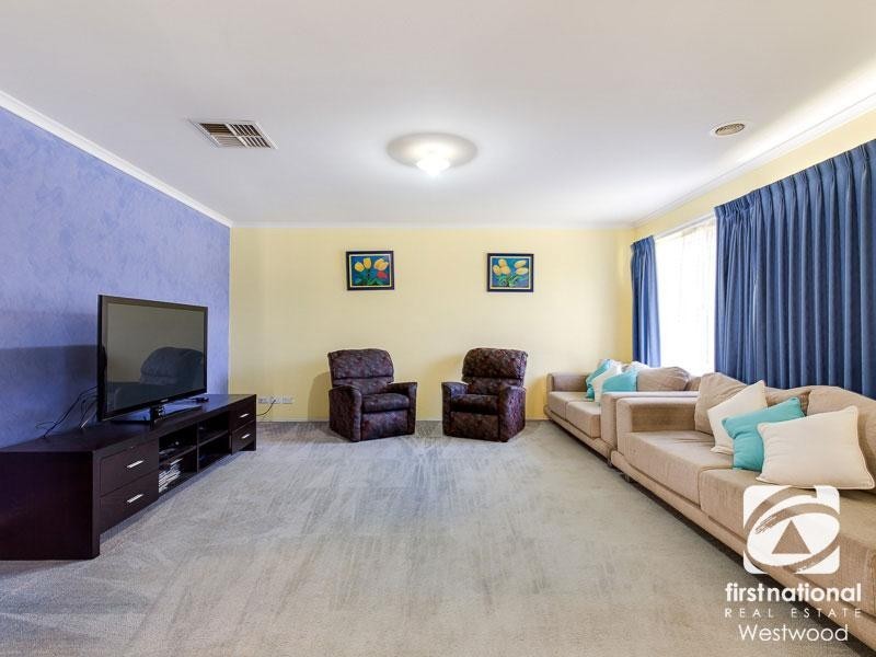 69 Harmony Drive, Tarneit VIC 3029