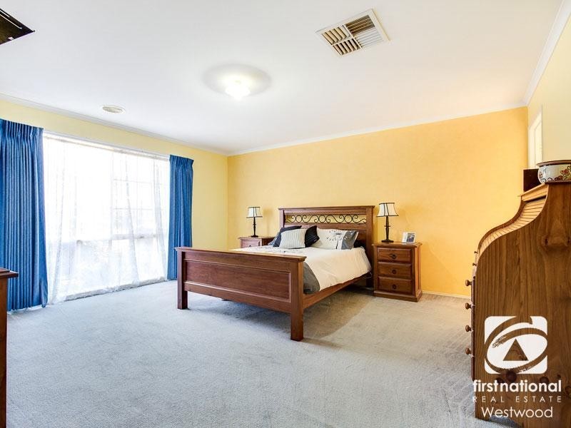 69 Harmony Drive, Tarneit VIC 3029