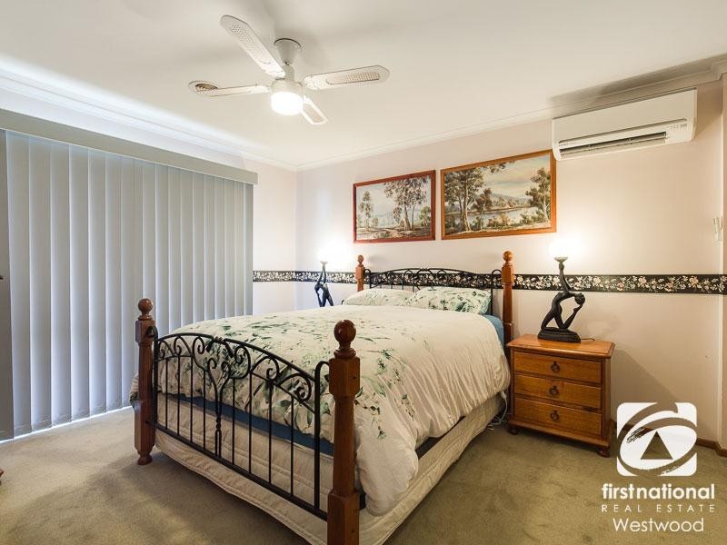 18 Banksia Crescent, Hoppers Crossing VIC 3029