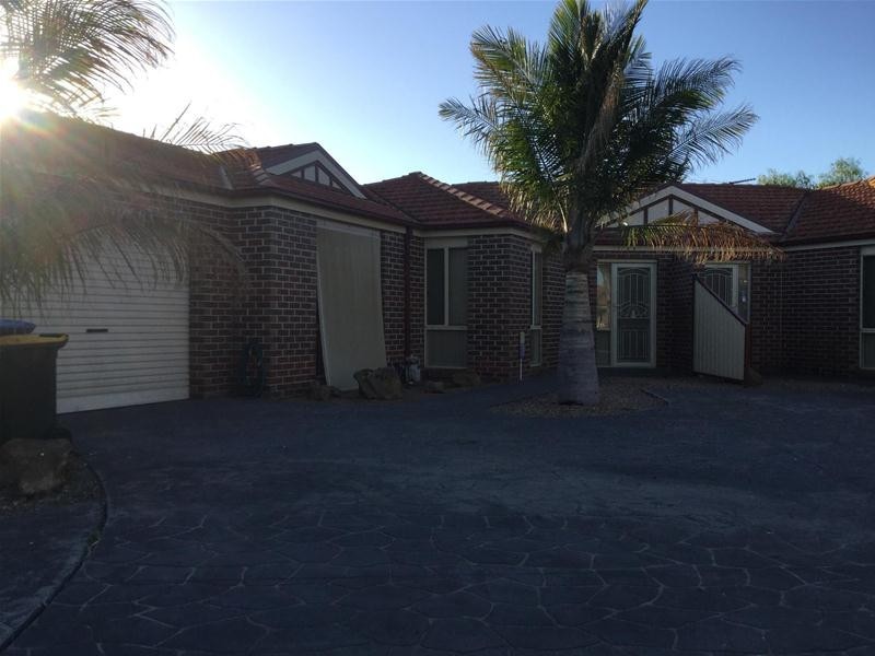 3/10 Latham Street, Werribee VIC 3030