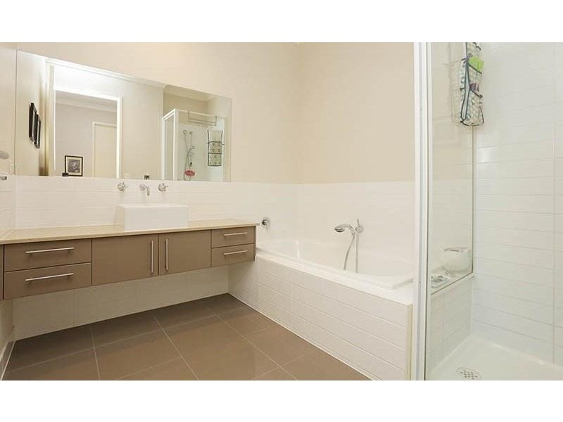 17 Georgia Crescent, Werribee VIC 3030