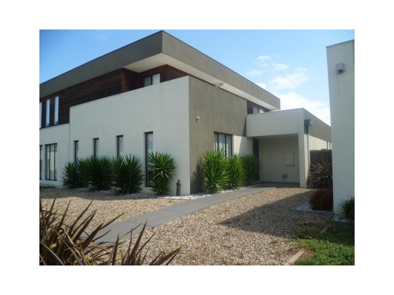 98 Signature Blvd, Point Cook VIC 3030