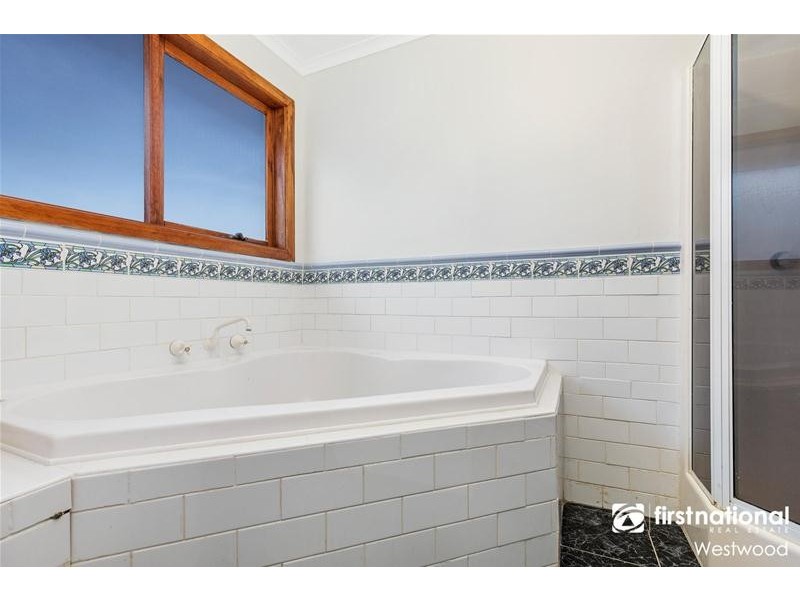 3 Raleigh Court, Werribee VIC 3030