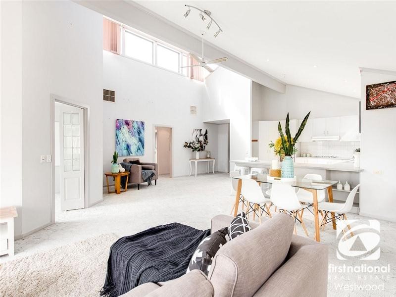 10 Coulton Court, Werribee VIC 3030